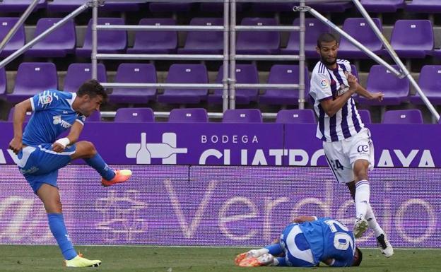 Joaquín, imperial primero atrás y después en el centro del campo