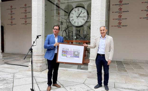 El reloj histórico de la Universidad de Valladolid será la imagen del cupón de la ONCE el 29 de junio