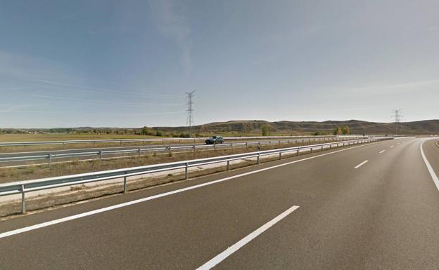 Un joven fallece en León tras ser atropellado por un camión en la A-60