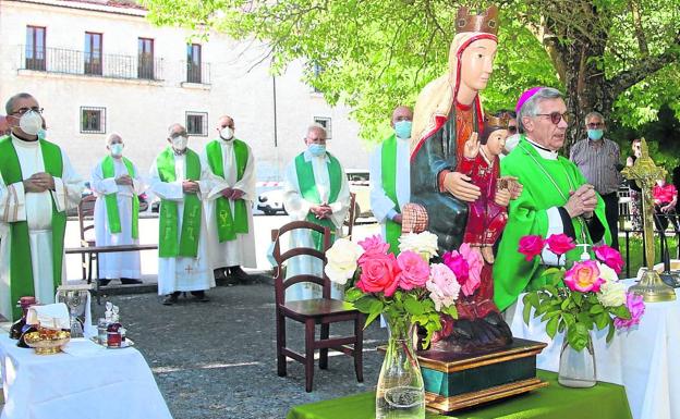 Los carmelitas ponen fin a 96 años en El Henar