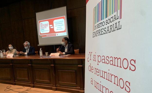 Cruz Roja presenta una campaña contra la discriminación laboral