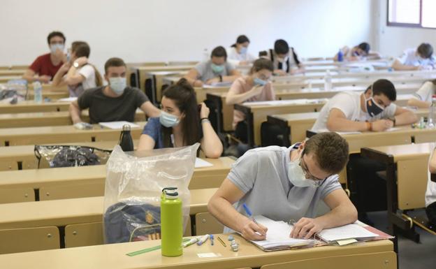 La Generación del Confinamiento aclara su futuro tras la EBAU de las mascarillas