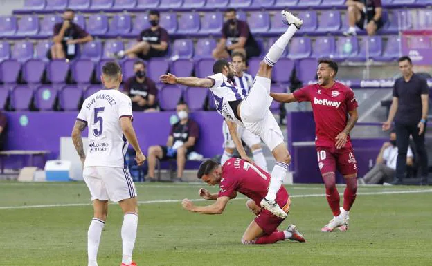 Un gol de Joaquín en el minuto 88 le otorga al Real Valladolid la permanencia virtual