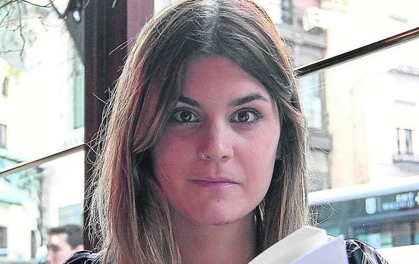 Elvira Sastre: «Deberíamos estar avergonzados de cómo hemos tratado a los mayores»