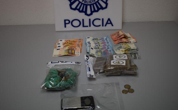 Detenidos en Ávila tras hallar más de medio kilo de droga en un registro domiciliario