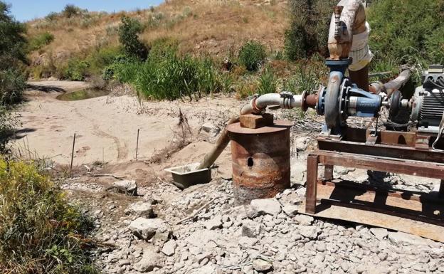 La CHD aumenta el caudal del Adaja tras comprobar que el agua no llega hasta Matapozuelos