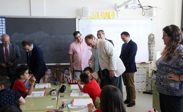 La Junta invierte unos 775.000 en contratos de obras o servicios en cuatro centros educativos de Salamanca