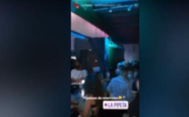 Denunciado un bar de Valladolid con 13 clientes escondidos en el baño