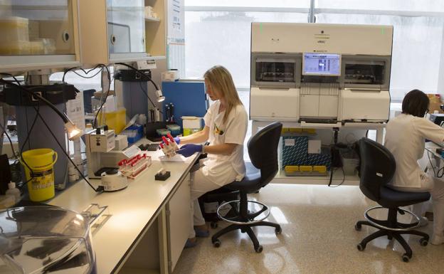 Los hospitales detectarán en un sola prueba simultánea la covid y otras doce infecciones en la región