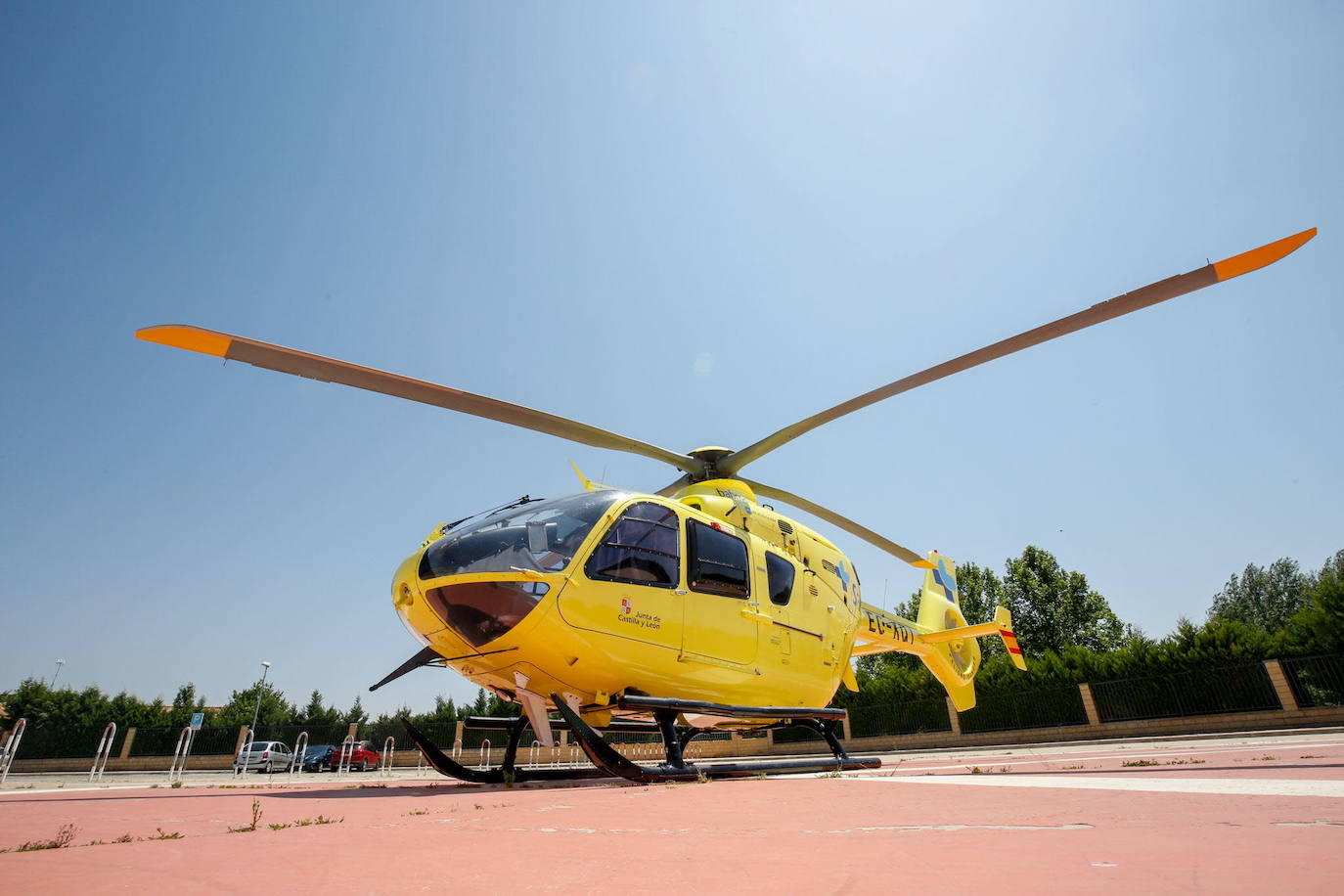 Herido grave un ciclista tras chocar con un corzo a un kilómetro de la estación de La Pinilla