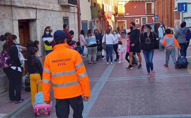 Doce denunciados y desalojadas cinco peñas de madrugada en Tudela de Duero