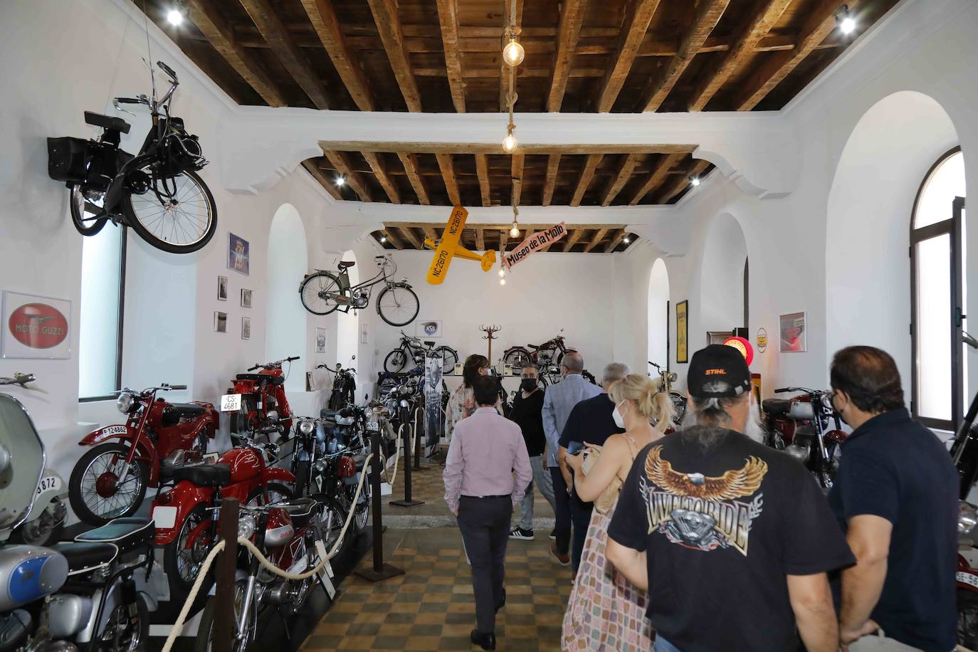 Esguevillas inaugura el primer Museo de la Moto de Valladolid