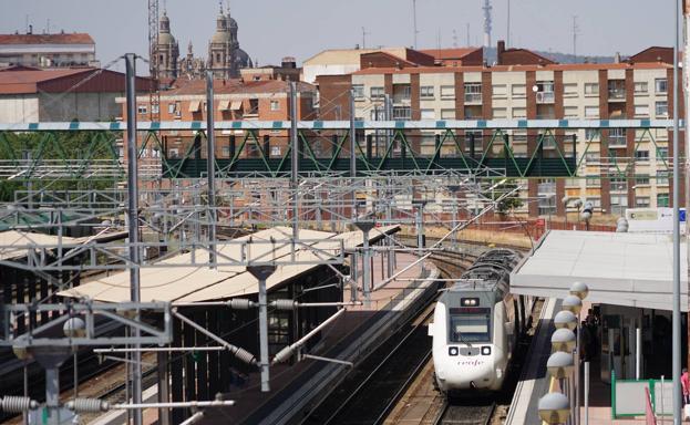 El tráfico de trenes entre Salamanca y Fuentes de Oñoro, interrumpido por obras entre el 3 y el 28 de agosto