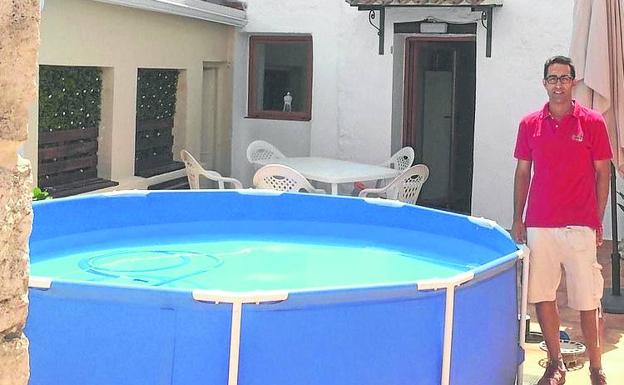 Llega el furor por los 'baños de alquiler' en albercas privadas
