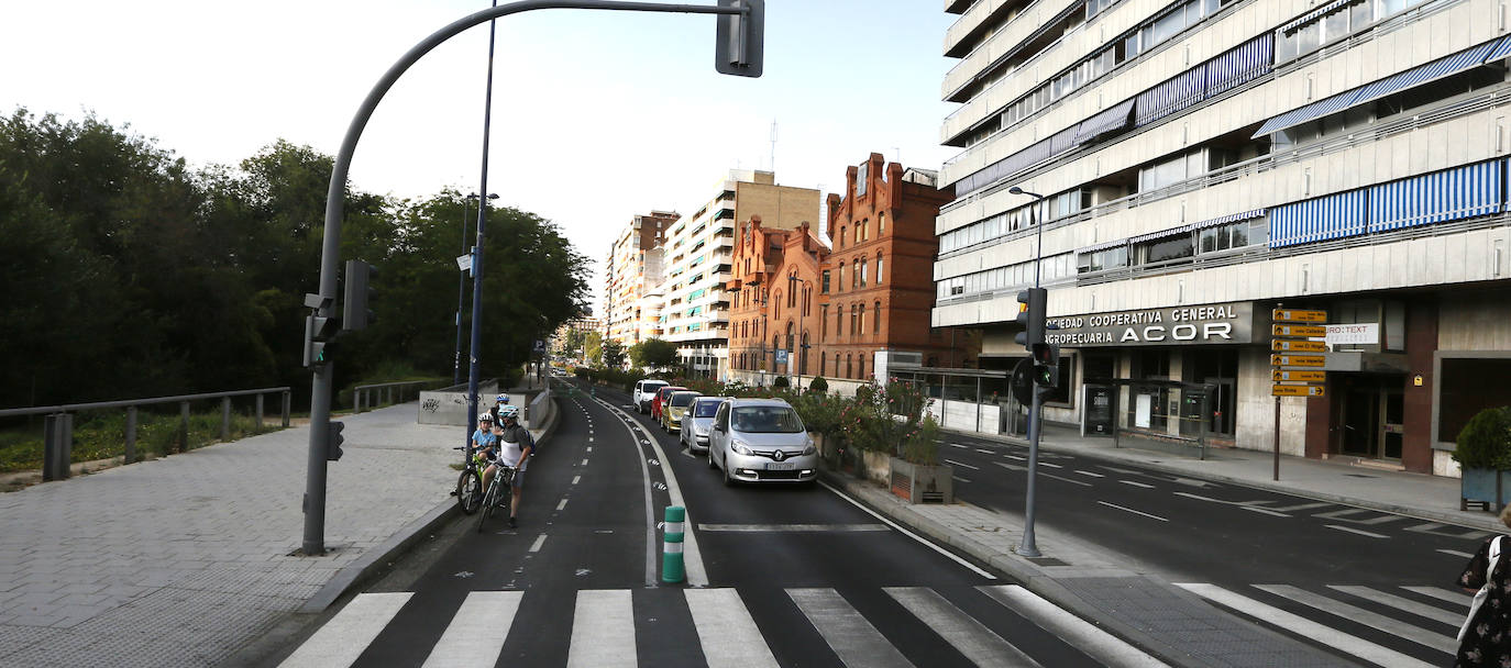 El nuevo carril habilitado para bicis en el Paseo Isabel la Católica de Valladolid