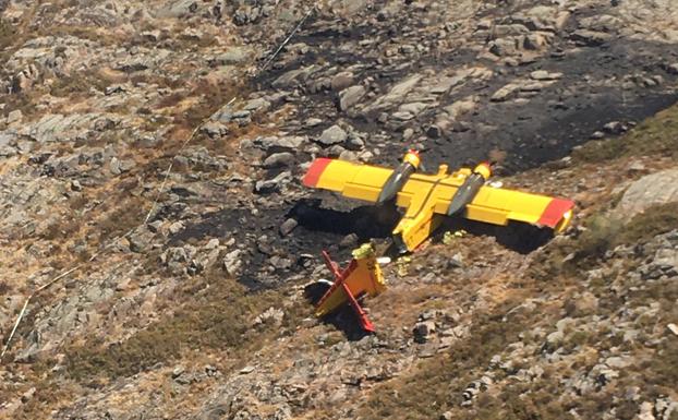 Muere el piloto de un hidroavión de una empresa de Matacán que trabajaba en un incendio en Galicia