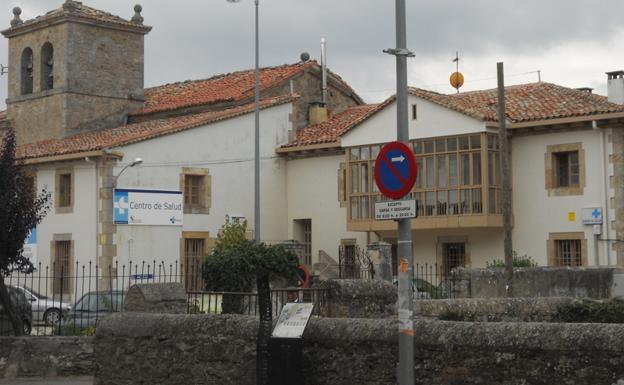 Preocupación en Espinosa de los Monteros por ocho positivos en el centro de salud, que presta solo servicio de urgencias