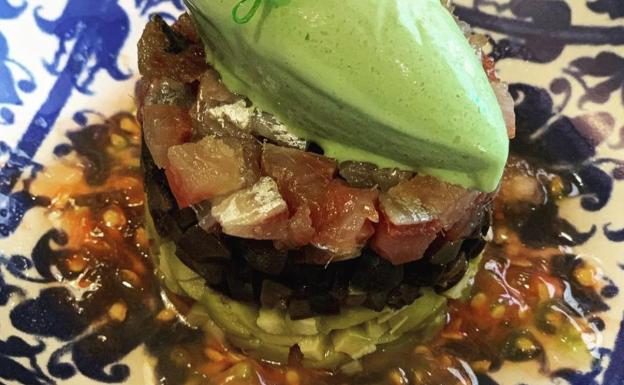 Tartar de aceitunas y sardinas