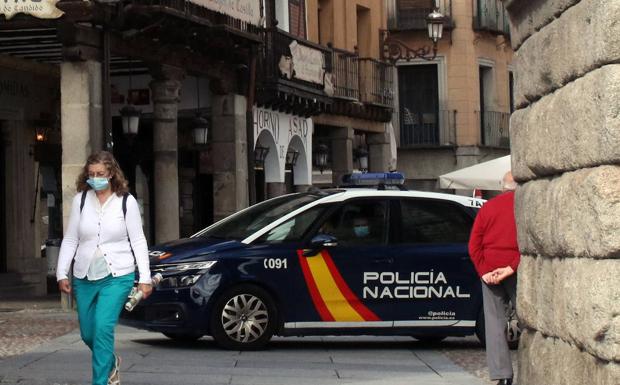 Policía y Guardia Civil multan en una semana a 84 personas sin mascarilla en Segovia