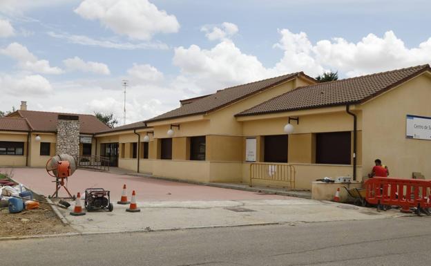 Cuatro zonas de salud de Palencia siguen con restricciones «al máximo» de contacto social