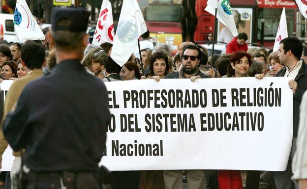 Profesores de Religión logran que el TSJ regional declare indefinidos sus contratos de «nuevas necesidades»