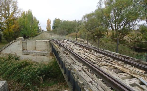 El Gobierno licita la rehabilitación de tres puentes del trazado del camino natural entre Valcorba y Ciria