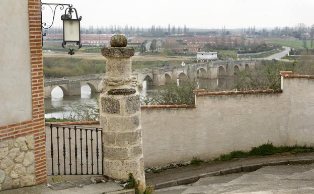 Simancas pide a la Junta que rehabilite el rollo de justicia