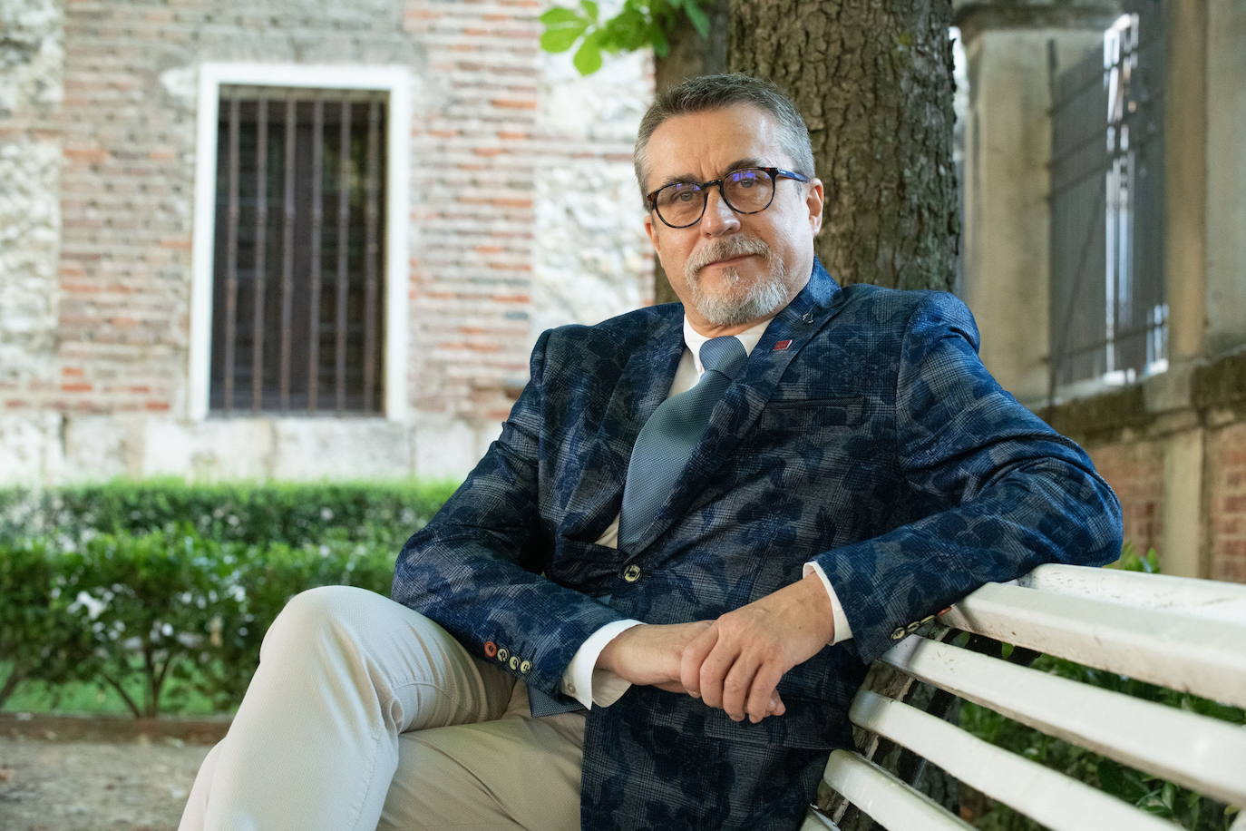 Alfredo Corell, catedrático de Inmunología de la Uva: «Han fallado las estrategias del rastreo y de la responsabilidad de la ciudadanía»