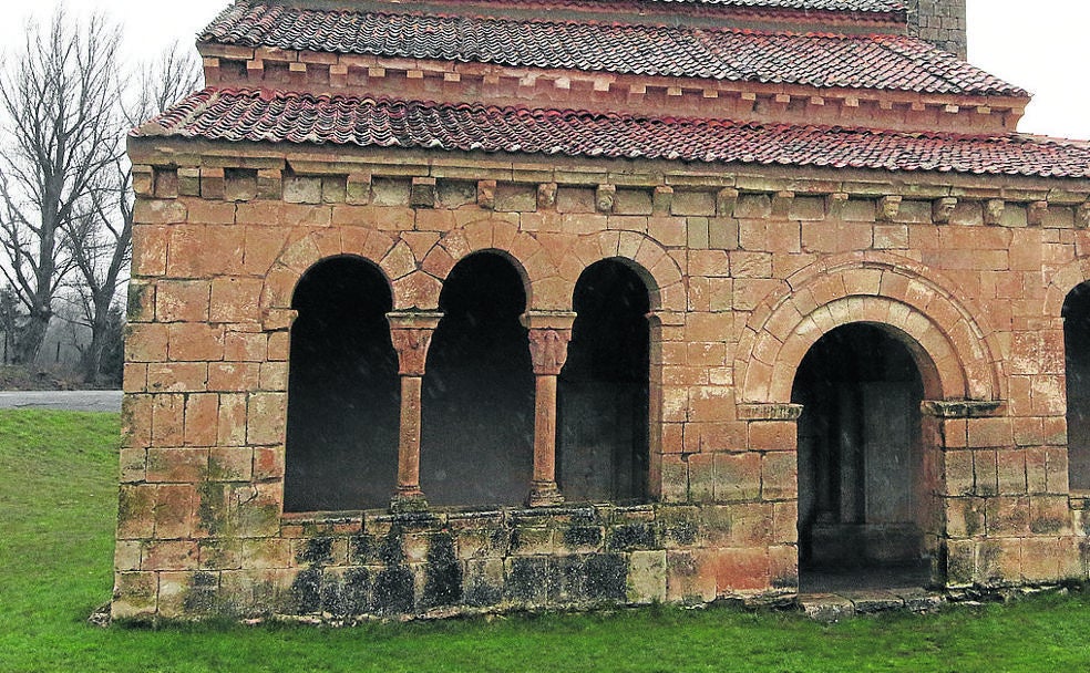 Santiuste de Pedraza: Cuatro núcleos para una hermosa ermita