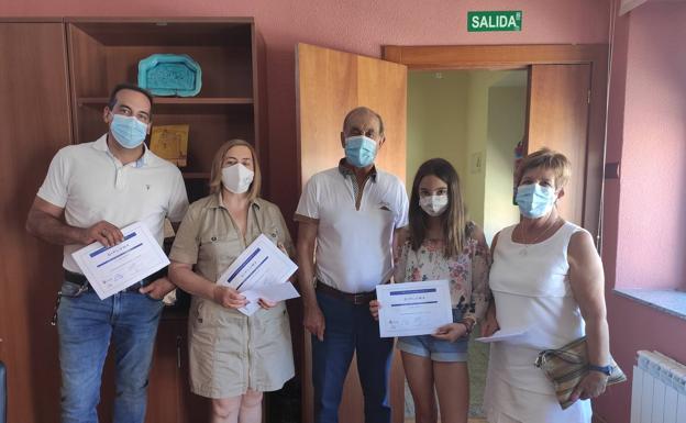 El concurso de balcones, ventanas y fachadas de Linares de Riofrío ya tiene sus ganadores