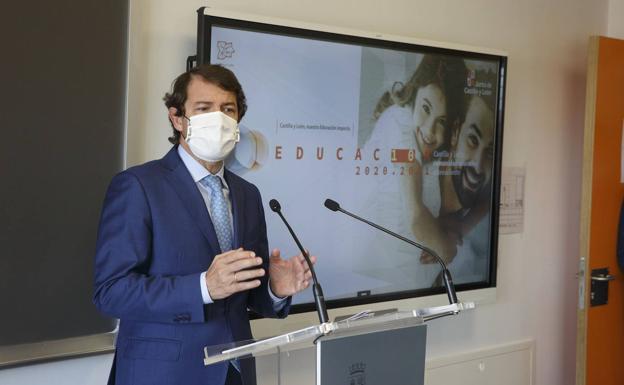 Fernández Mañueco considera «completamente inadmisible» la agresión a dos policías en León