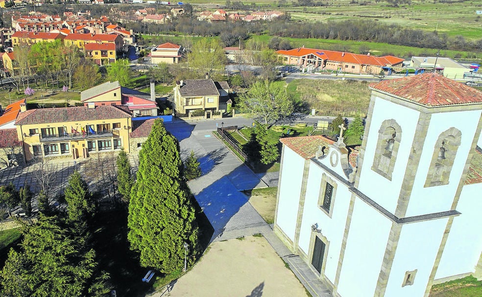 Trescasas: una iglesia por orden del rey Carlos III