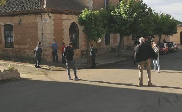 Los vecinos de Aguilar de Campos se someten a test masivos