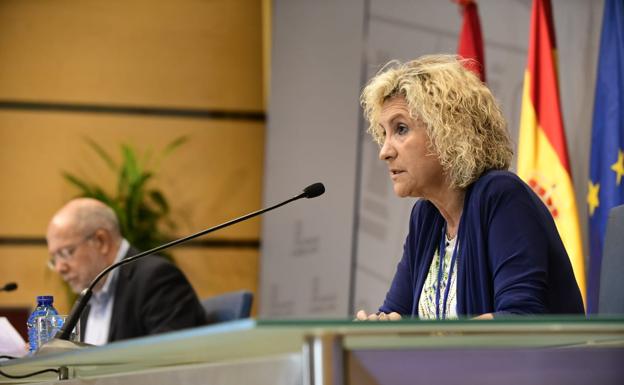 La Junta restringe la vida social en Valladolid y Salamanca pero no aplaza la vuelta a las aulas