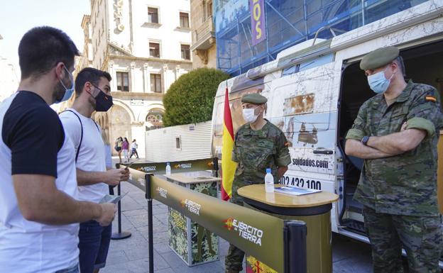Defensa convoca once plazas para Matacán y 54 para el Regimiento de Ingenieros de Salamanca