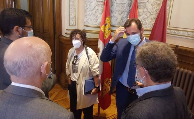 Valladolid alega a la desproporcionada reducción de aforos y la Junta ve la situación epidemiológica «descontrolada»