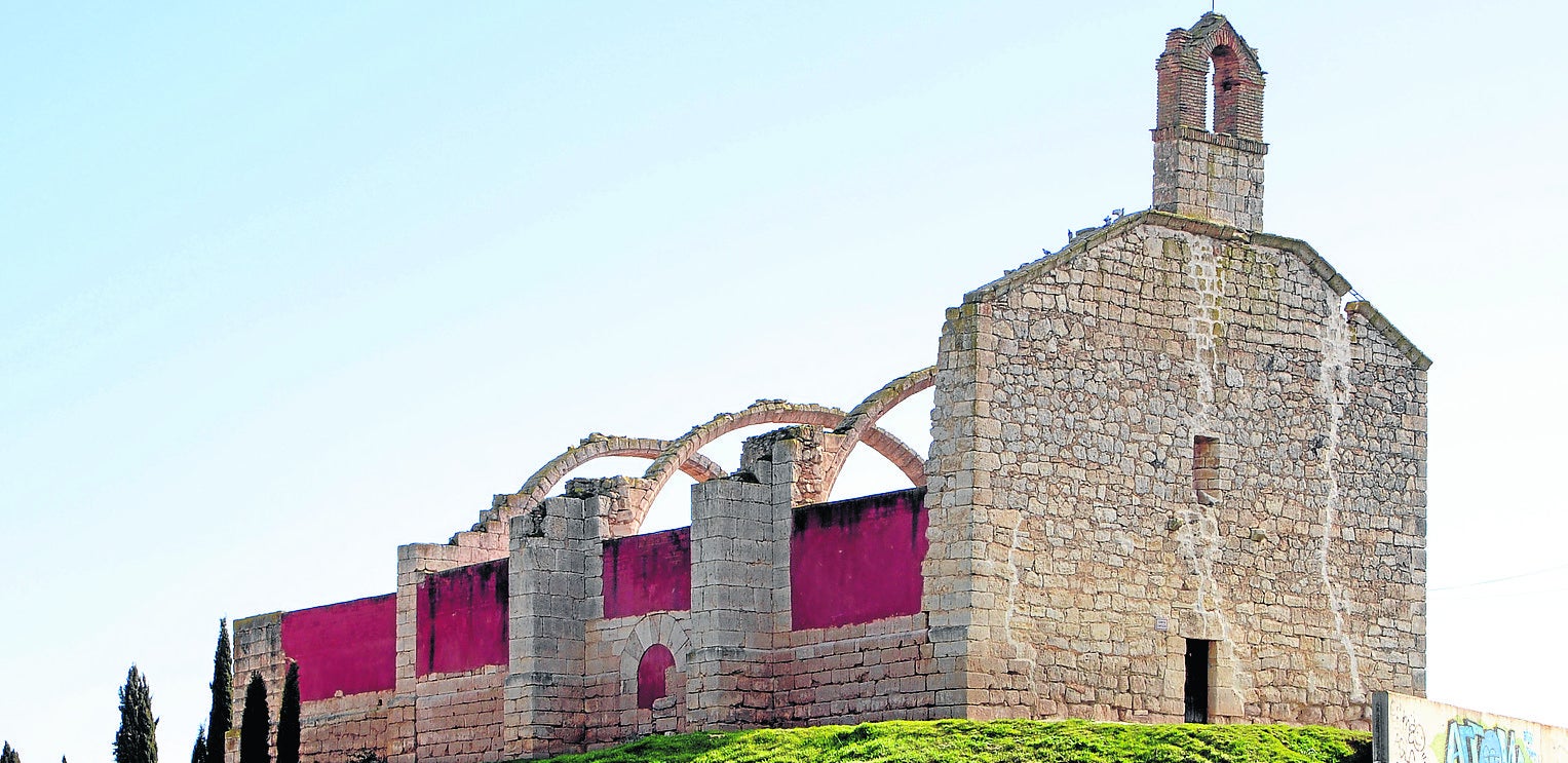 Vega de Valdetronco: la ermita que resiste la carrera del tiempo