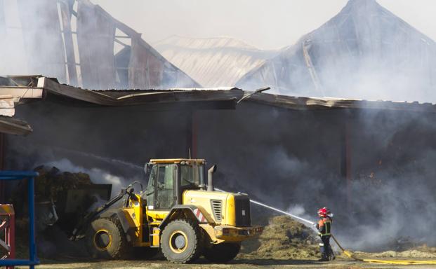 El Gobierno garantiza ayudas a Cobadu para la reconstrucción tras el incendio