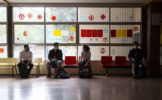 Los institutos de Valladolid advierten: «imposible» cumplir con el metro y medio en las aulas