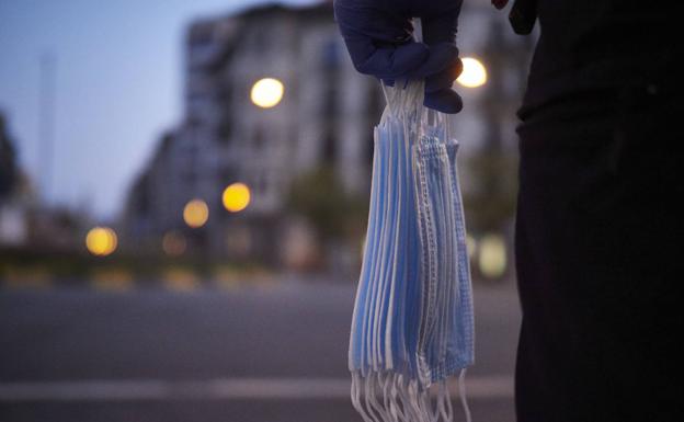 Un control sobre el uso de la mascarilla concluye con tres policías heridos y dos detenidos en Ponferrada