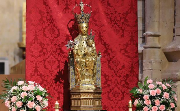 El Cabildo de la Catedral de Salamanca expondrá la réplica de la patrona y se podrán depositar flores