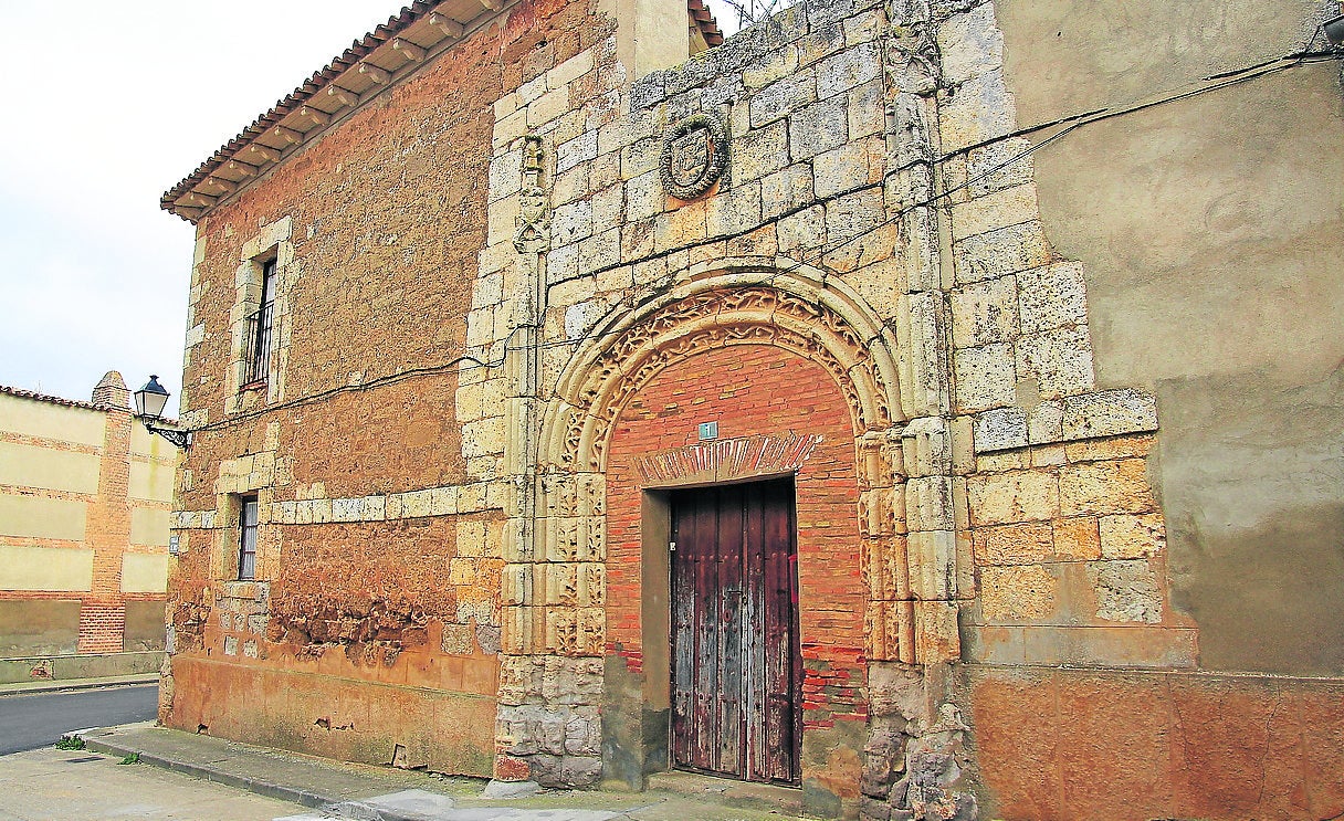 Villafrechós: «Los habitantes han sido obreros del patrimonio, y ahora son guardianes»
