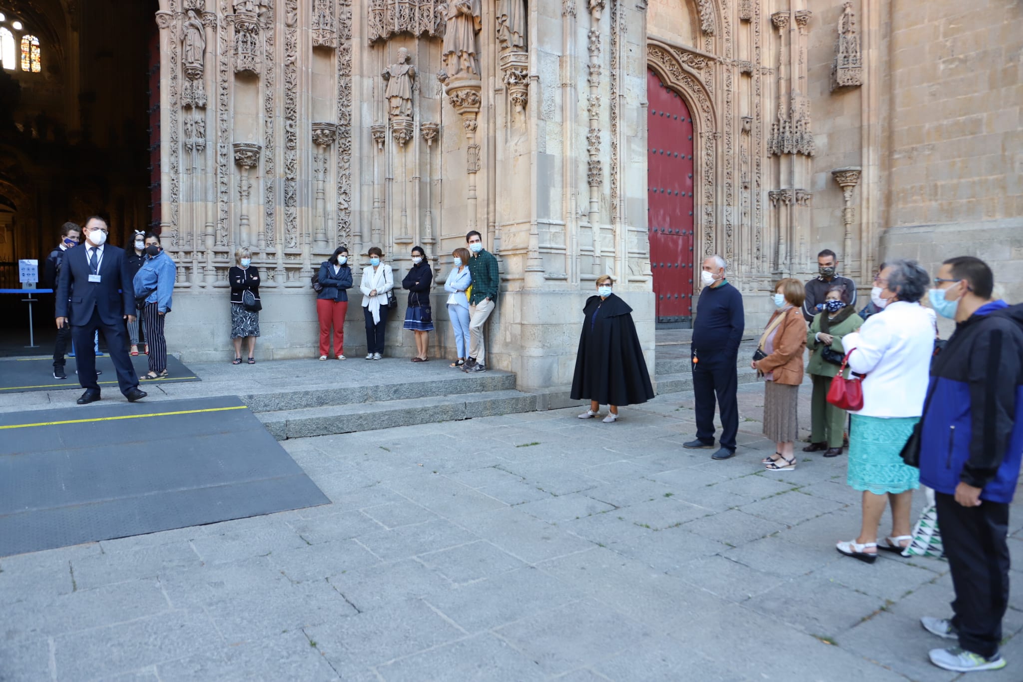 Salamanca rinde honores a su patrona resignada por la limitación de aforo