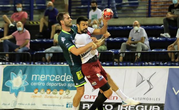 El Viveros Herol BM Nava se topa con la dureza del regreso a la competición