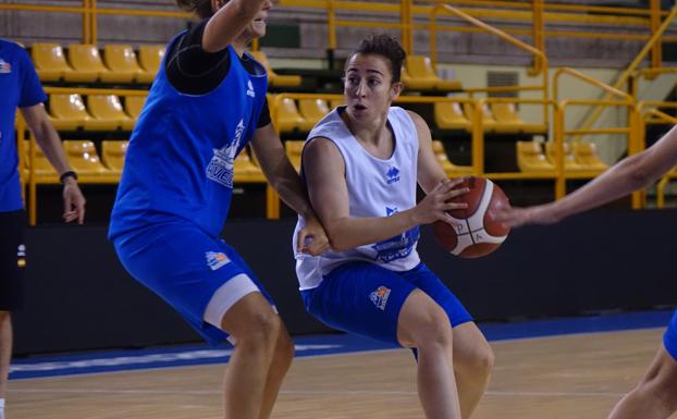 Avenida viaja mañana a Bilbao para disputar la Supercopa tras dar negativo todas las jugadoras y el staff