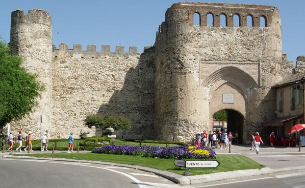 Herido un vecino de Coca de 37 años al ser atropellado por un todoterreno que se dio a la fuga
