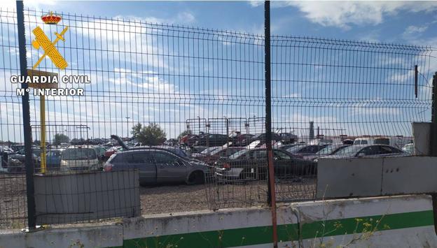 Cinco detenidos por tres delitos de robo con fuerza en un desguace de Cigales