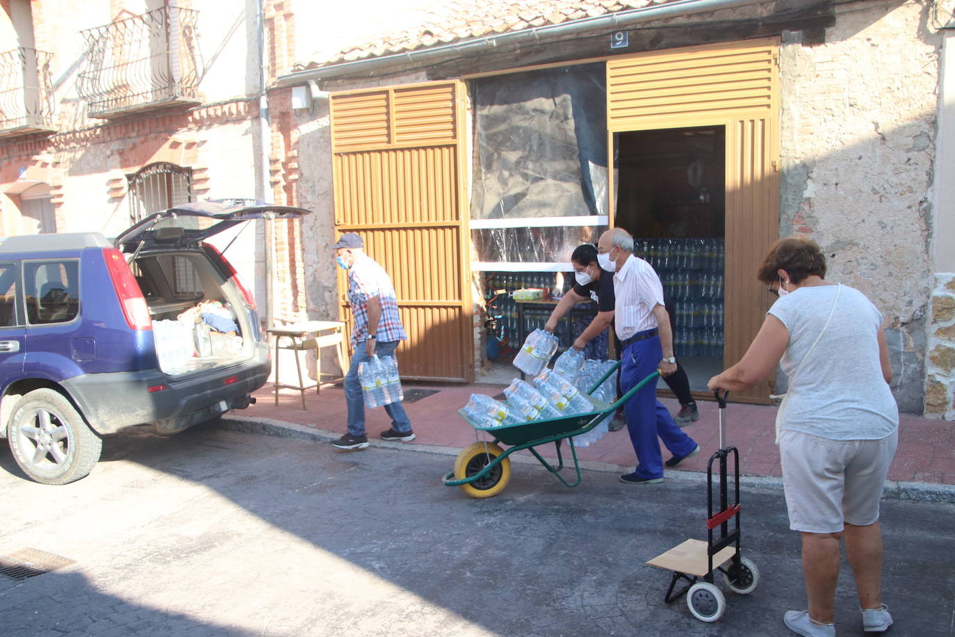 Lastras de Cuéllar recurre de nuevo al agua embotellada por el alto nivel de nitratos
