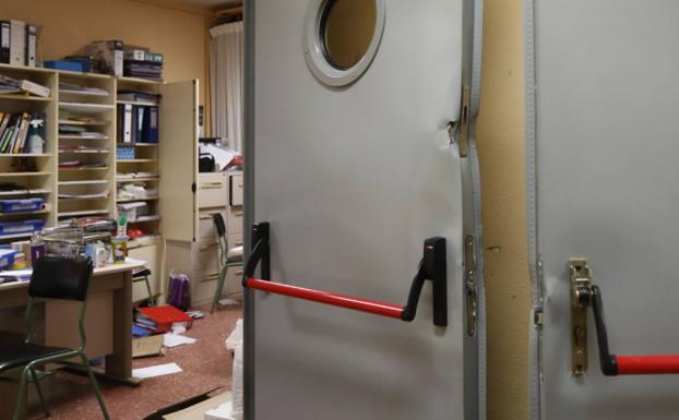 Roban 150 ordenadores portátiles en el Colegio Pradera de la Aguilera de Villamuriel