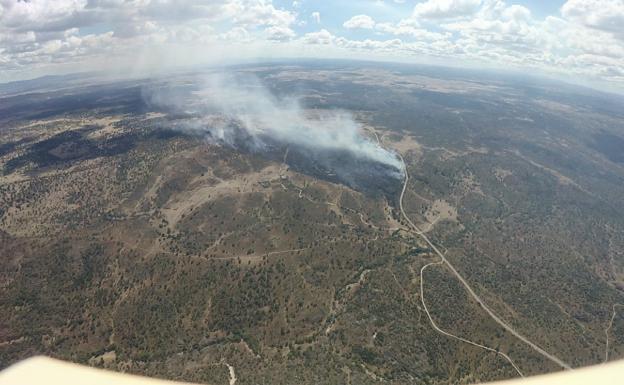 Extinguido tras 20 días el incendio en Bermellar que calcinó más de 50 hectáreas